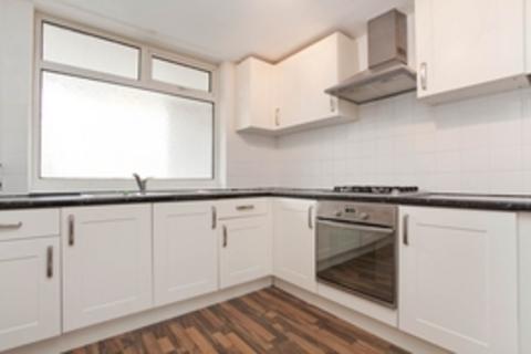 3 bedroom flat to rent, Manchester Road, London E14