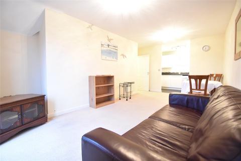 2 bedroom apartment to rent, Eaton Avenue, Burnham, Berkshire, SL1