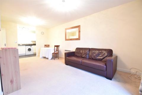 2 bedroom apartment to rent, Eaton Avenue, Burnham, Berkshire, SL1