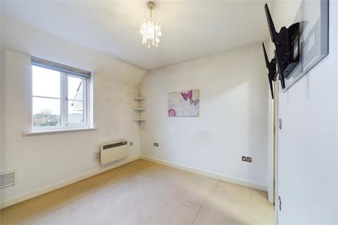 2 bedroom apartment to rent, Eaton Avenue, Burnham, Berkshire, SL1