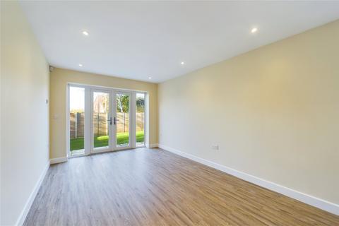 3 bedroom detached house to rent, Whitley Wood Lane, Reading, Berkshire, RG2