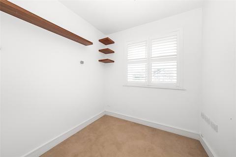 1 Rossiter Close, London, SE19 3BB