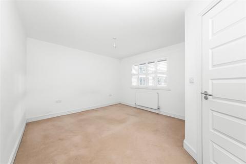 1 Rossiter Close, London, SE19 3BB