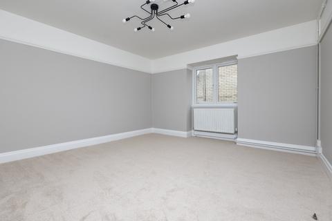 2 bedroom flat to rent, Richmond Hill, Bournemouth,