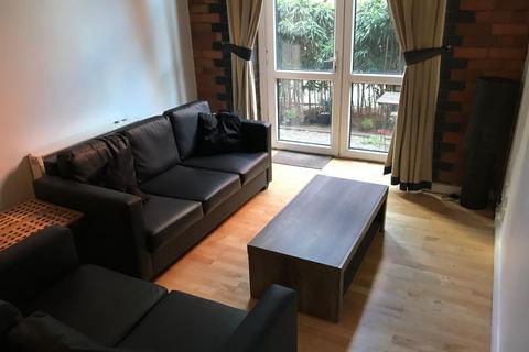 1 bedroom flat to rent, Hulme Street, Manchester M1