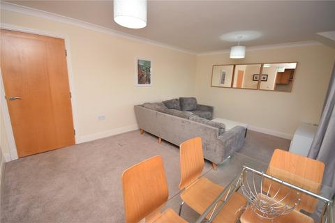 2 bedroom apartment to rent, Flat 10, Shiredene, Shire Oak Road, Leeds