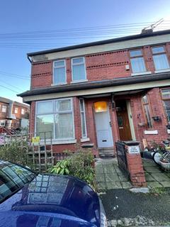 4 bedroom terraced house to rent, Manchester M19