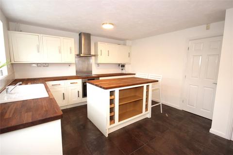 4 bedroom end of terrace house to rent, Salmons Way, Bristol BS16