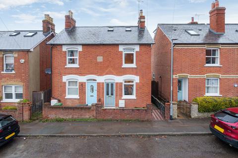 3 bedroom semi-detached house for sale, Victoria Road, Reading RG10