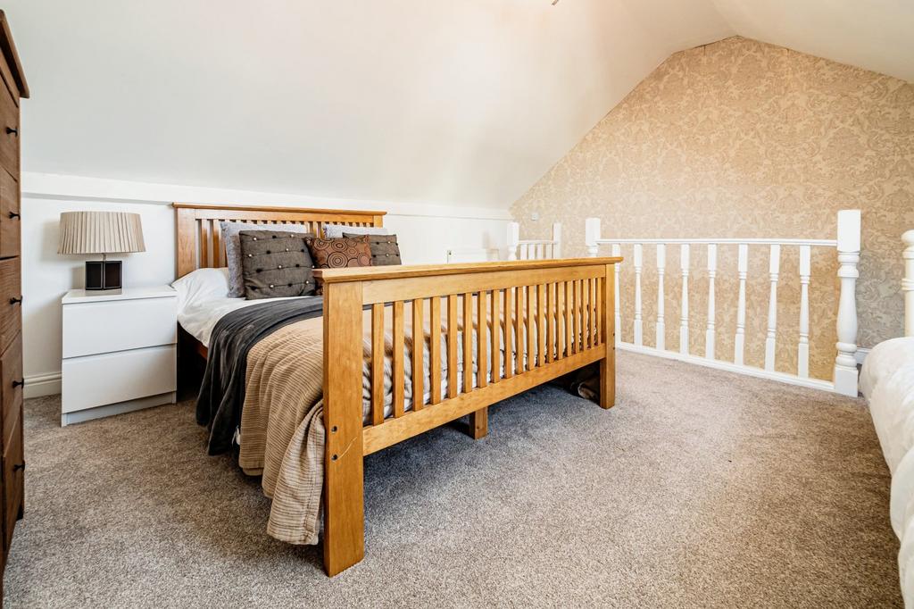 Bedroom 1b