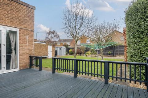 2 bedroom bungalow for sale, Hurst Park Road, Reading RG10