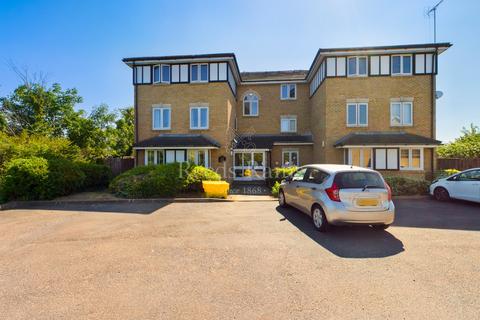 2 bedroom apartment to rent, Norfolk Close, Dartford DA1