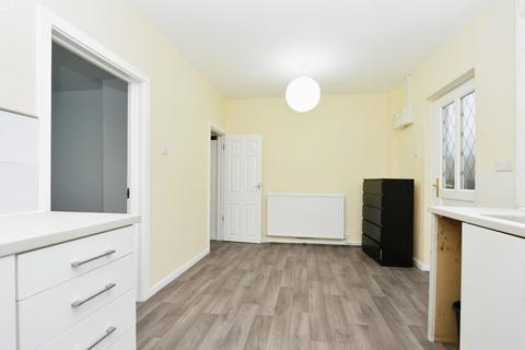 14 Horninglow Road, Sheffield, S5 6SA