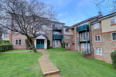 2 bedroom apartment to rent, Queen Alexandra Road, Buckinghamshire HP11