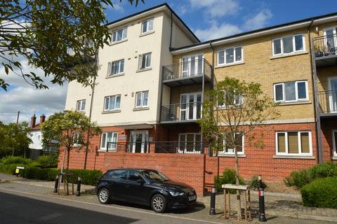 2 bedroom apartment to rent, Ercolani Avenue, Buckinghamshire HP13