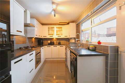 3 bedroom end of terrace house for sale, Higher Henry Street, Greater Manchester SK14