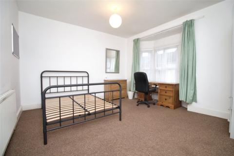 1 bedroom in a house share to rent, Hampshire Street, Hampshire PO1