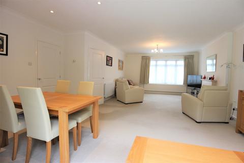 4 bedroom detached house for sale, The Oval, Broxbourne EN10