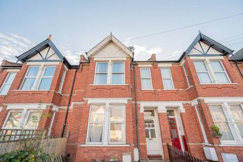 2 bedroom maisonette for sale, Squires Lane, Finchley, London, N3