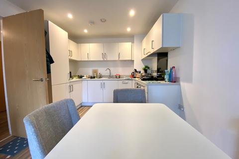 1 bedroom flat for sale, 3 Lexington Gardens, B15