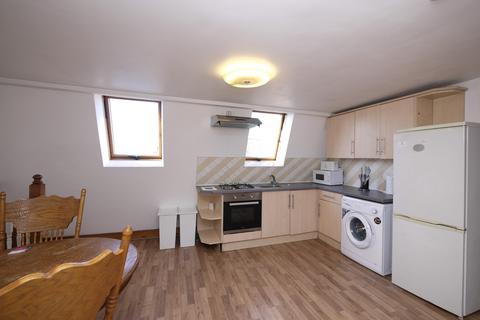 2 bedroom flat to rent, Mare Street, London,  E8