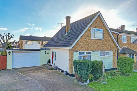 3 bedroom chalet for sale, Canvey Island SS8