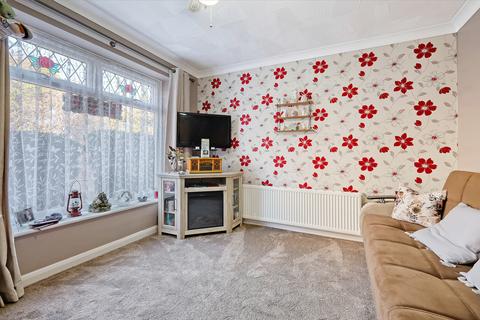 3 bedroom chalet for sale, Canvey Island SS8