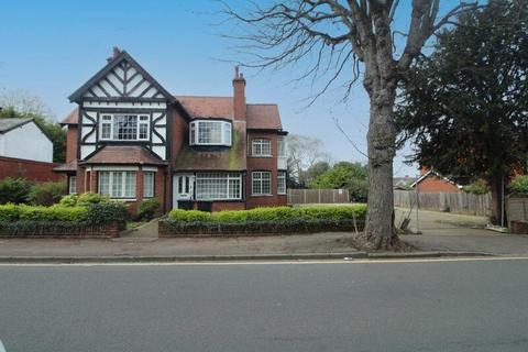 17 bedroom detached house for sale, Compton Avenue, Luton