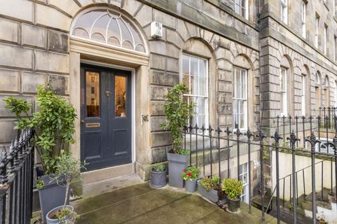 2 bedroom flat for sale, St Patrick Square