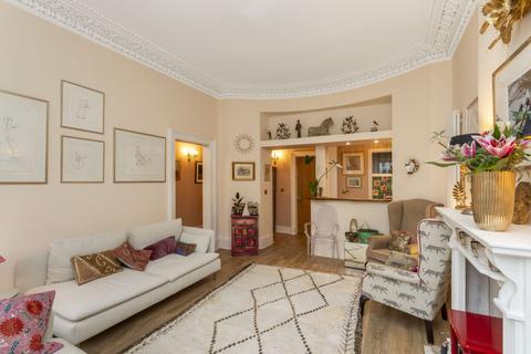 34 St. Patrick Square, Edinburgh, EH8 9EU