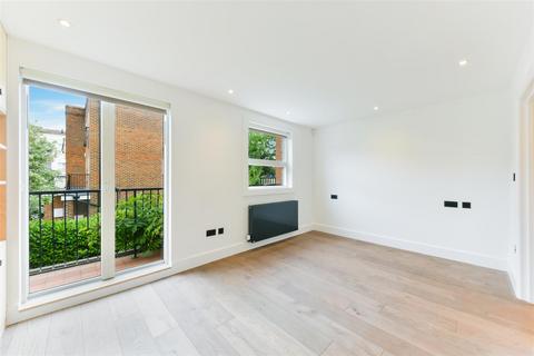 17 Southridge Place, London, SW20 8JQ