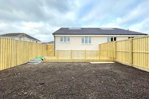 3 bedroom semi-detached bungalow to rent, Wester Mavisbank Avenue, Airdrie ML6