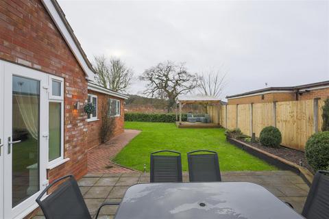10 Croxden Close, Cheadle, Stoke-on-trent, ST10 1NL