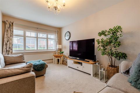 3 bedroom semi-detached house for sale, Lambert Drive, Maidstone