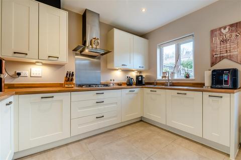 3 bedroom semi-detached house for sale, Lambert Drive, Maidstone