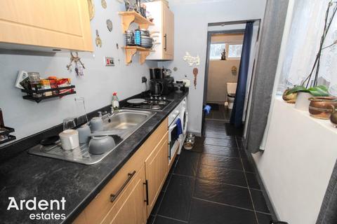 2 bedroom end of terrace house for sale, Artillery Street, Colchester