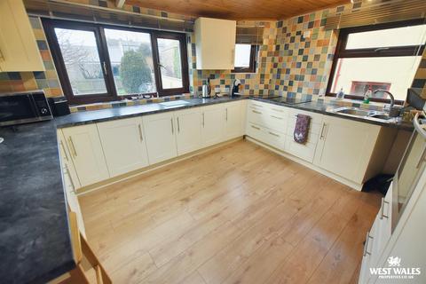 5 bedroom semi-detached house for sale, Solva