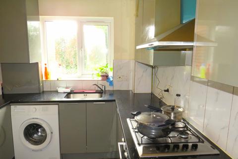 1 bedroom flat to rent, Pempth Place, Wembley, HA9