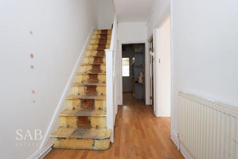 3 bedroom terraced house for sale, Mansell Road, Greenford, UB6