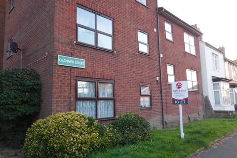 1 bedroom flat to rent, Cranmer Court, Wolverhampton WV6