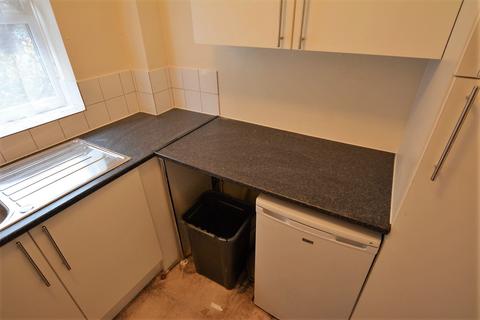 1 bedroom flat to rent, Cranmer Court, Wolverhampton WV6