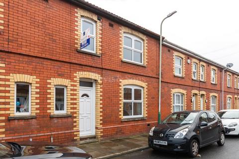 3 bedroom terraced house for sale, Clyde Street, Risca, Newport. NP11