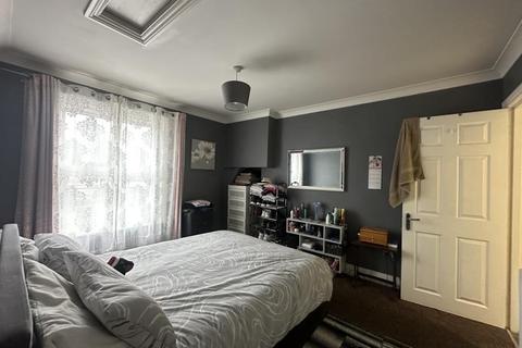 1 bedroom flat for sale, Fleet,  Hampshire,  GU51