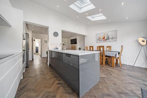 95 Camborne Road, Morden, SM4 4JN