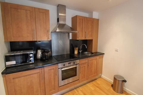 1 bedroom flat to rent, East Street, Leeds, UK, LS9