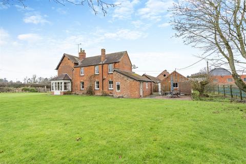 5 bedroom detached house for sale, Taynton GL19