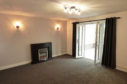 2 bedroom end of terrace house to rent, Wellstone Garth, Leeds LS13