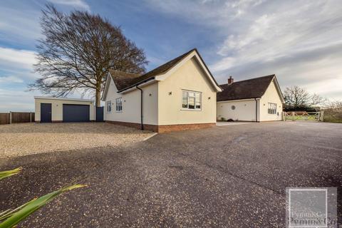 4 bedroom detached bungalow for sale, Stocks Hill, Norwich NR9