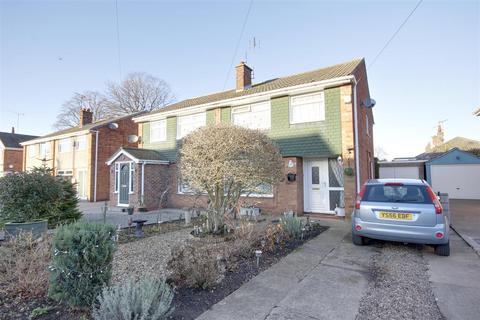 3 bedroom semi-detached house for sale, Hunter Road, Elloughton