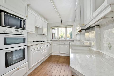 3 bedroom link detached house for sale, Kings Meadow, Kings Langley, WD4